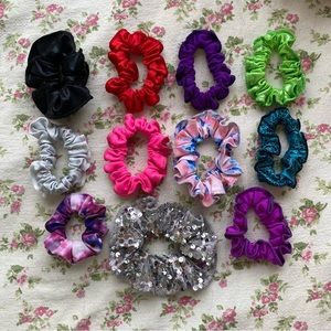 11 Assorted gymnastics scrunchies